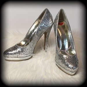 Silver Platform Glitter Heels!!🤩